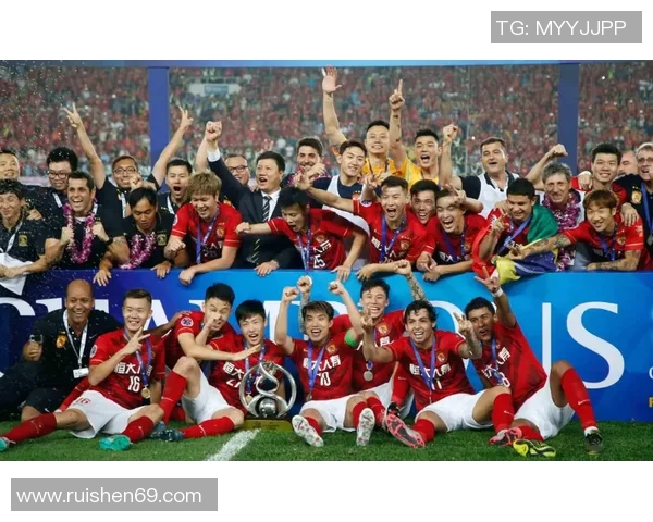 广州足球队防守战术解析与实战应用深度剖析 广州足球队防守战术解析与实战应用深度剖析